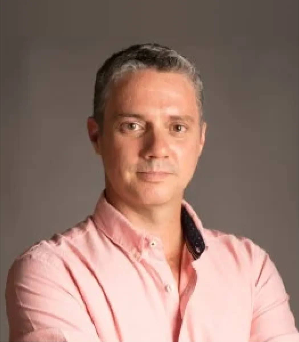 Luis Carlos Flores